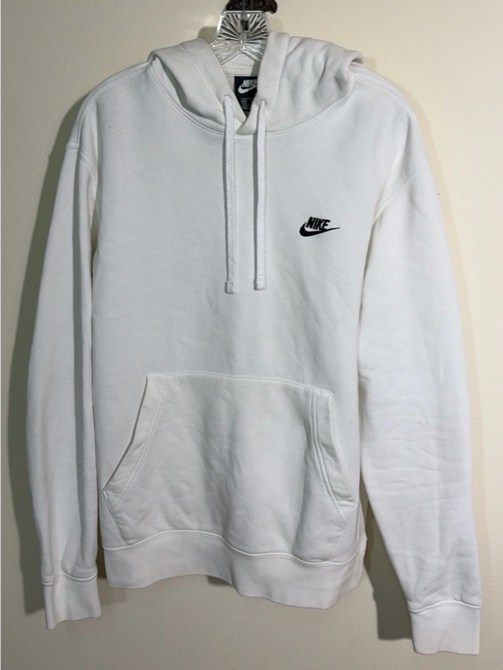 Nike Men's White Pullover Hoodie with Small Black Swoosh